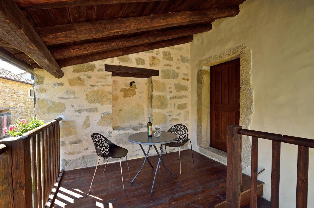 Traditional Stone House Kotli Buzet Esterno foto