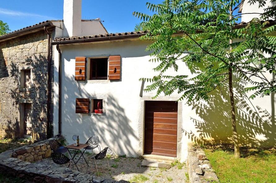 Traditional Stone House Kotli Buzet Esterno foto