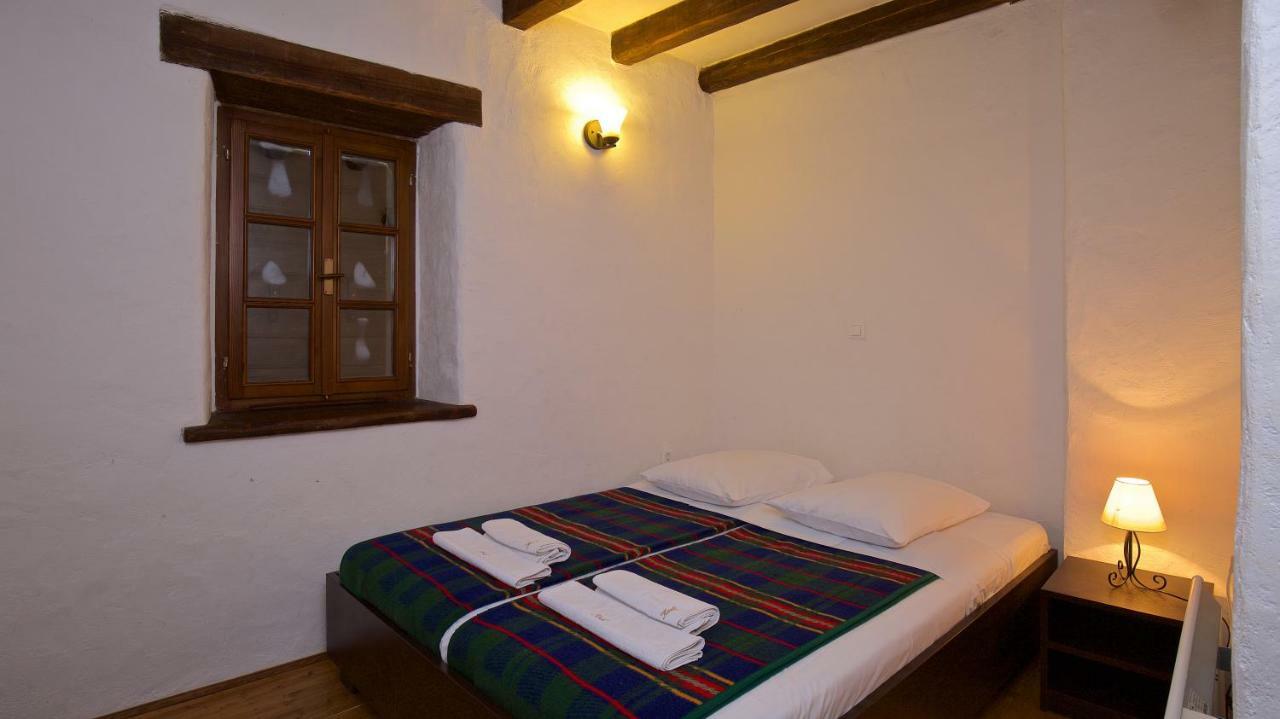 Traditional Stone House Kotli Buzet Esterno foto